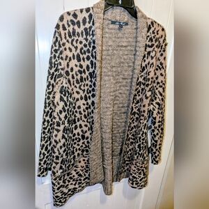 Chic Leopard Print Cardigan